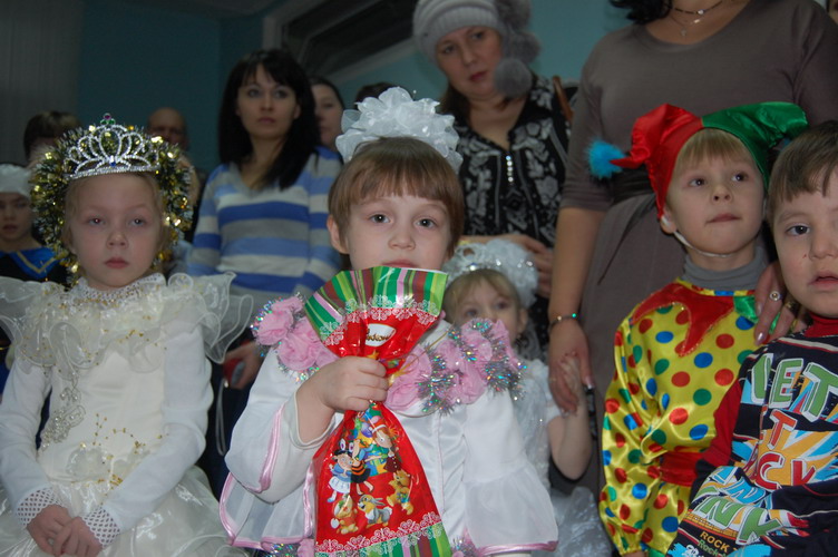 В Батыревском районе состоялось новогоднее представление для детей с ограниченными возможностями здоровья 